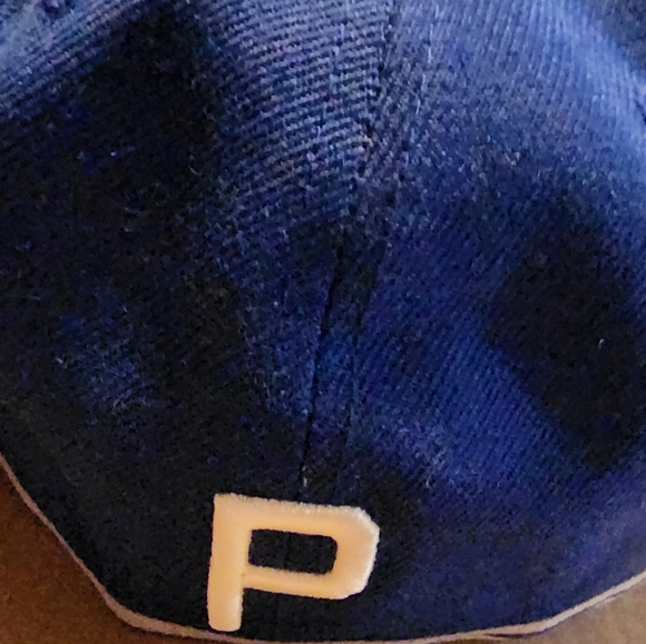 SOLD PHILADELPHIA PHILLIES FITTED HAT SIZE 7 1/8 - Picture 5 of 11
